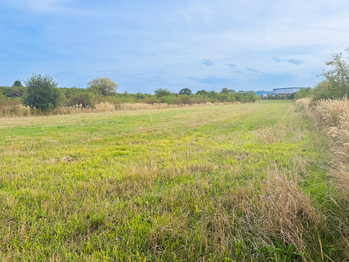 6438m2 - Prodej pozemku 40380 m², Praha 10 - Uhříněves