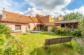 Prodej domu 199 m², Vraný
