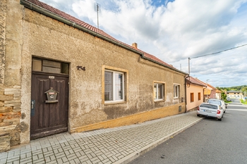 Prodej domu 85 m², Kamenné Žehrovice