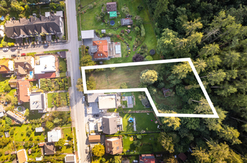 Prodej pozemku 1591 m², Hluboká nad Vltavou