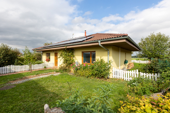 Prodej domu 163 m², Šestajovice