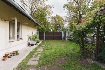 Zahrada - Prodej domu 89 m², Okřínek