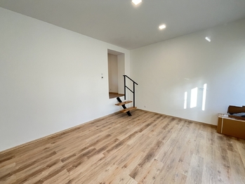 Pronájem bytu 1+kk v osobním vlastnictví 34 m², Zubří