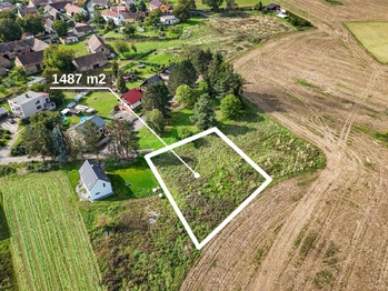 Prodej pozemku 1487 m², Sedlčany