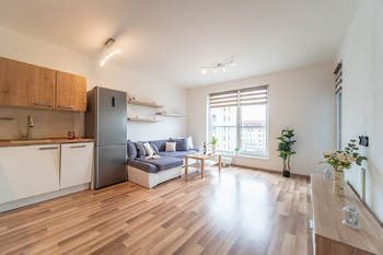 Pronájem bytu 2+kk v osobním vlastnictví 56 m², Praha 10 - Uhříněves