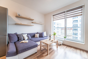 Pronájem bytu 2+kk v osobním vlastnictví 56 m², Praha 10 - Uhříněves