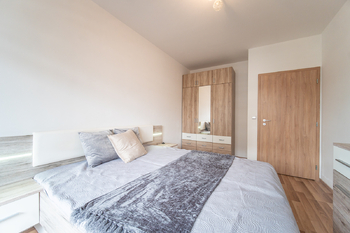 Pronájem bytu 2+kk v osobním vlastnictví 56 m², Praha 10 - Uhříněves