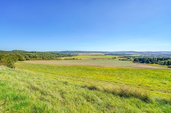 Prodej pozemku 732 m², Chlumčany