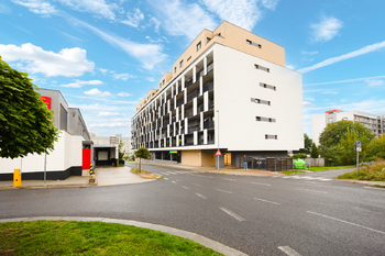 Prodej bytu 2+kk v osobním vlastnictví 61 m², Praha 9 - Hloubětín