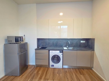 kuchyňská linka - Pronájem bytu 2+kk v osobním vlastnictví 39 m², České Budějovice