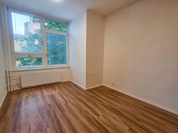 obývací pokoj s kuch. koutem - Pronájem bytu 2+kk v osobním vlastnictví 39 m², České Budějovice