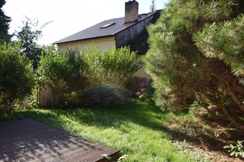 Zahrada s terasou - Pronájem bytu 3+1 v osobním vlastnictví 150 m², Zruč-Senec