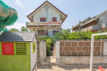 Prodej bytu 4+kk v osobním vlastnictví 144 m², Francavilla al Mare