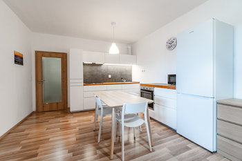 Pronájem bytu 2+kk v osobním vlastnictví 75 m², Praha 3 - Strašnice