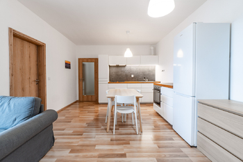 Pronájem bytu 2+kk v osobním vlastnictví 75 m², Praha 3 - Strašnice