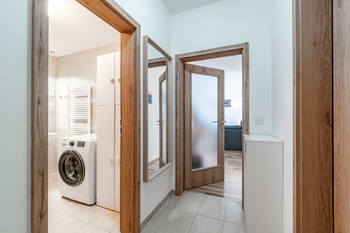 Pronájem bytu 2+kk v osobním vlastnictví 75 m², Praha 3 - Strašnice
