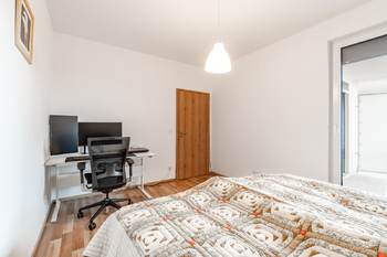Pronájem bytu 2+kk v osobním vlastnictví 75 m², Praha 3 - Strašnice