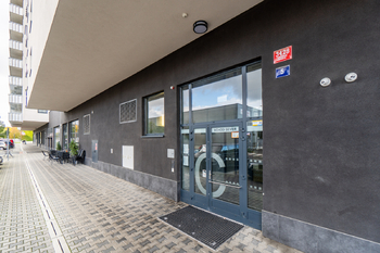 Pronájem bytu 2+kk v osobním vlastnictví 75 m², Praha 3 - Strašnice