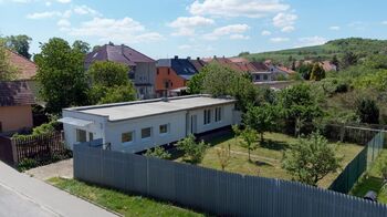 Pronájem domu 56 m², Oslavany