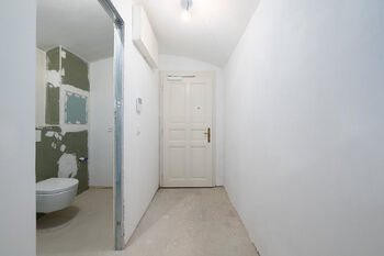 Prodej bytu 2+kk v osobním vlastnictví 63 m², Praha 7 - Bubeneč