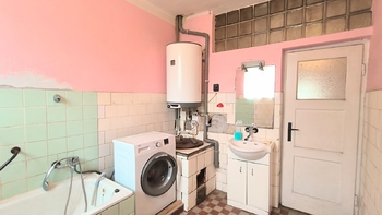 Prodej domu 235 m², Slatina