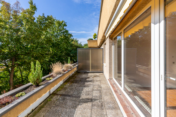 Prodej bytu 4+1 v osobním vlastnictví 115 m², Praha 5 - Smíchov