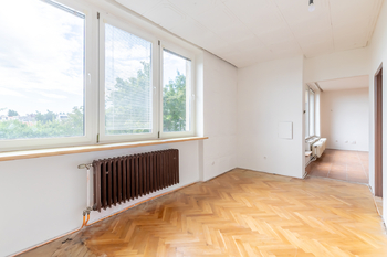 Prodej bytu 4+1 v osobním vlastnictví 115 m², Praha 5 - Smíchov