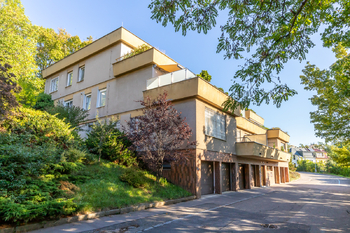 Prodej bytu 4+1 v osobním vlastnictví 115 m², Praha 5 - Smíchov