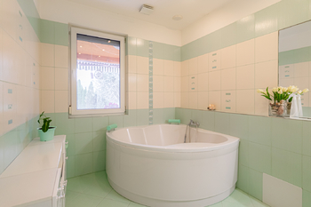 Prodej domu 169 m², Držovice