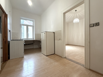 Prodej bytu 1+1 v osobním vlastnictví 39 m², Praha 10 - Vršovice
