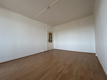 Ložnice - Prodej bytu 2+1 v družstevním vlastnictví 65 m², Milovice