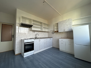Kuchyně - Prodej bytu 2+1 v družstevním vlastnictví 65 m², Milovice