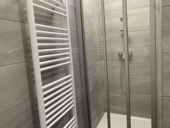 Pronájem obchodních prostor 147 m², Praha 9 - Horní Počernice