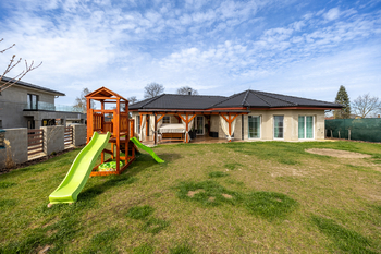 Prodej domu 140 m², Kostelec nad Černými lesy