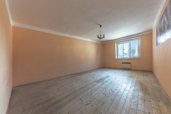 Prodej domu 315 m², Lomnice nad Lužnicí