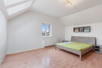 Pokoj 1 - Prodej domu 129 m², Kounice
