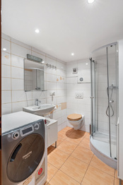 Koupelna 2 - Prodej domu 129 m², Kounice