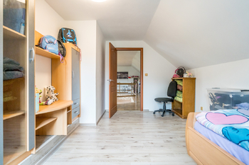 Prodej domu 499 m², Velemín