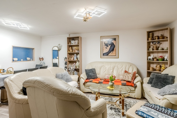 Prodej domu 499 m², Velemín