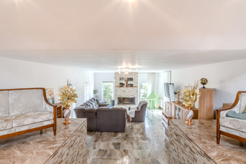 Prodej domu 499 m², Velemín