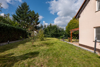 Prodej domu 250 m², Jesenice