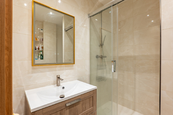 Prodej domu 250 m², Jesenice