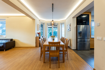 Prodej domu 250 m², Jesenice