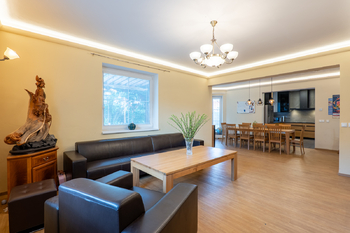 Prodej domu 250 m², Jesenice