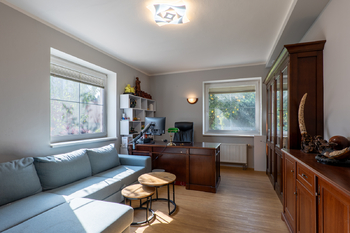 Prodej domu 250 m², Jesenice