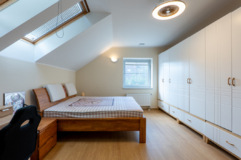 Prodej domu 250 m², Jesenice
