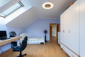 Prodej domu 250 m², Jesenice
