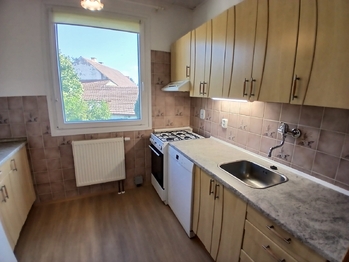 Pronájem domu 85 m², Vědomice
