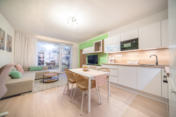 Pronájem bytu 2+kk v osobním vlastnictví 53 m², Hostivice