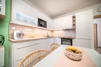 Pronájem bytu 2+kk v osobním vlastnictví 53 m², Hostivice